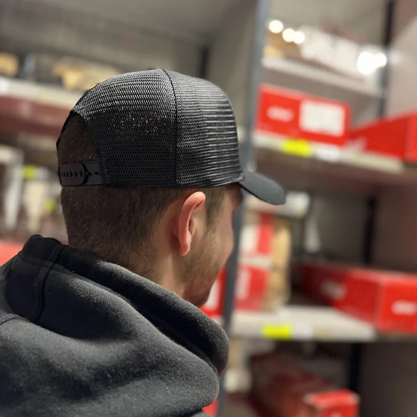 Tegiwa Trucker Script Logo Black Cap - Image 5